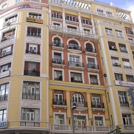 Hostal Buenos Aires Madrid Exterior foto