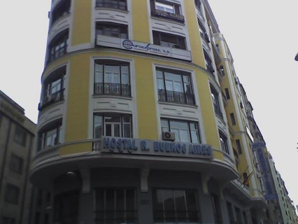 Hostal Buenos Aires Madrid Exterior foto